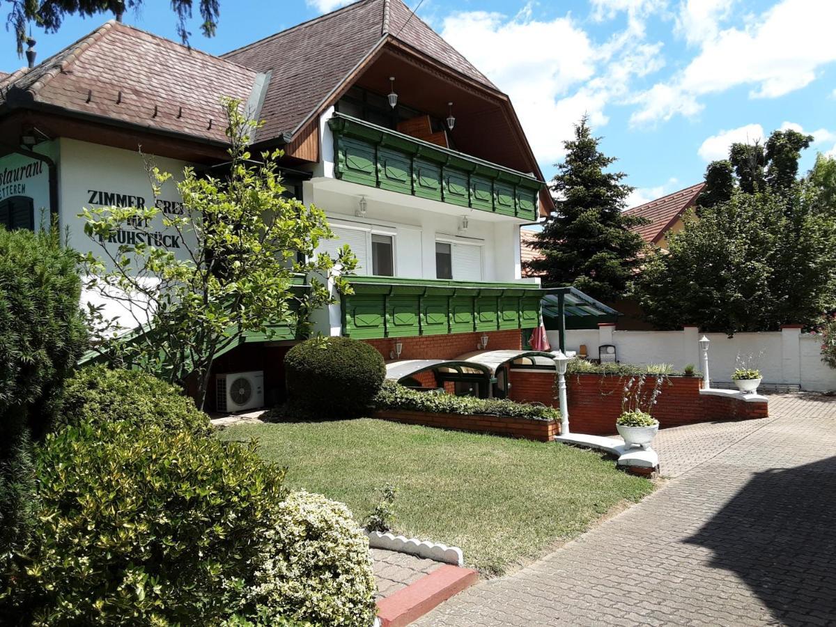 St.Hubertus Vendèglő&Panzió Hévíz Exterior foto